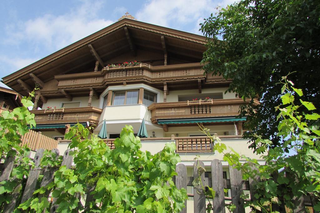 Appartements Hochzillertal Kaltenbach Pokoj fotografie